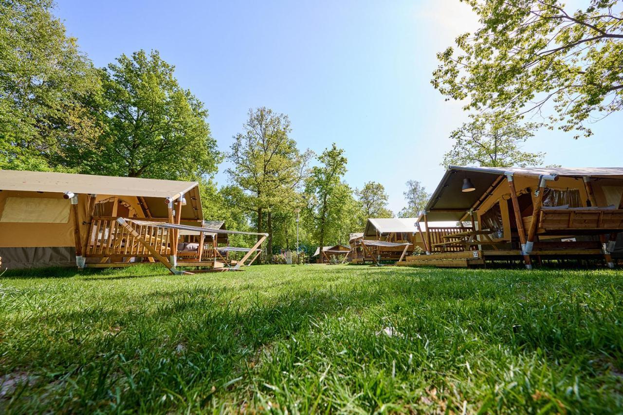 Glamping Renswoude Hotel Exterior photo